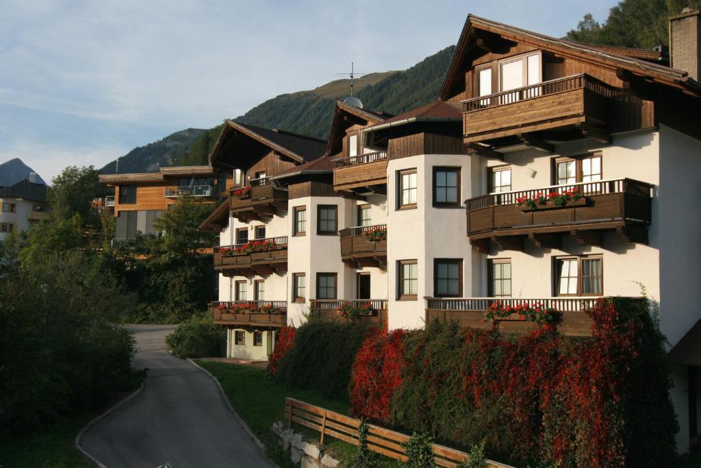 Tauernappartements Kircherhof Матрай-ін-Осттіроль Екстер'єр фото
